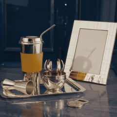 Collections/Objet Mirroir/coffee-cup-leather-yellow-lifestyle-2000x2000_brcvtl