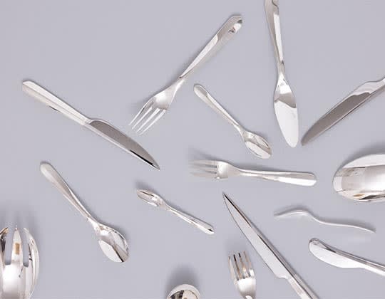 What is universal cutlery?