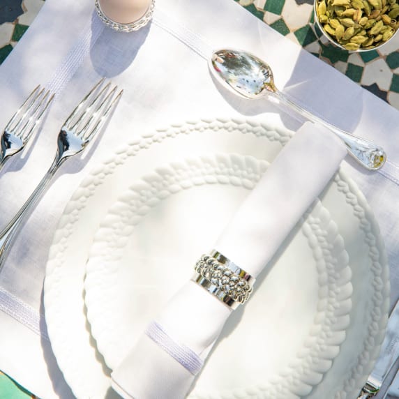 Animations commerciales/2024/RAMADAN 2024/Bundle-iftar-dinner-table-ramadan-1_hzlddx