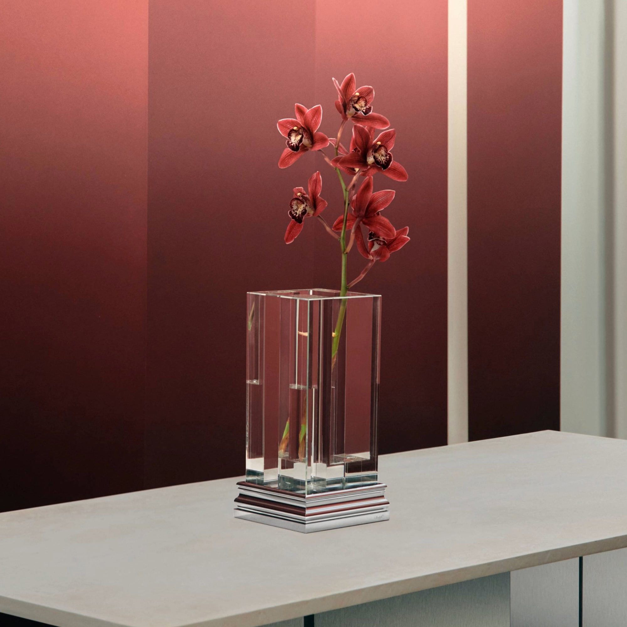 Glass & Chrome Aluminium Vase