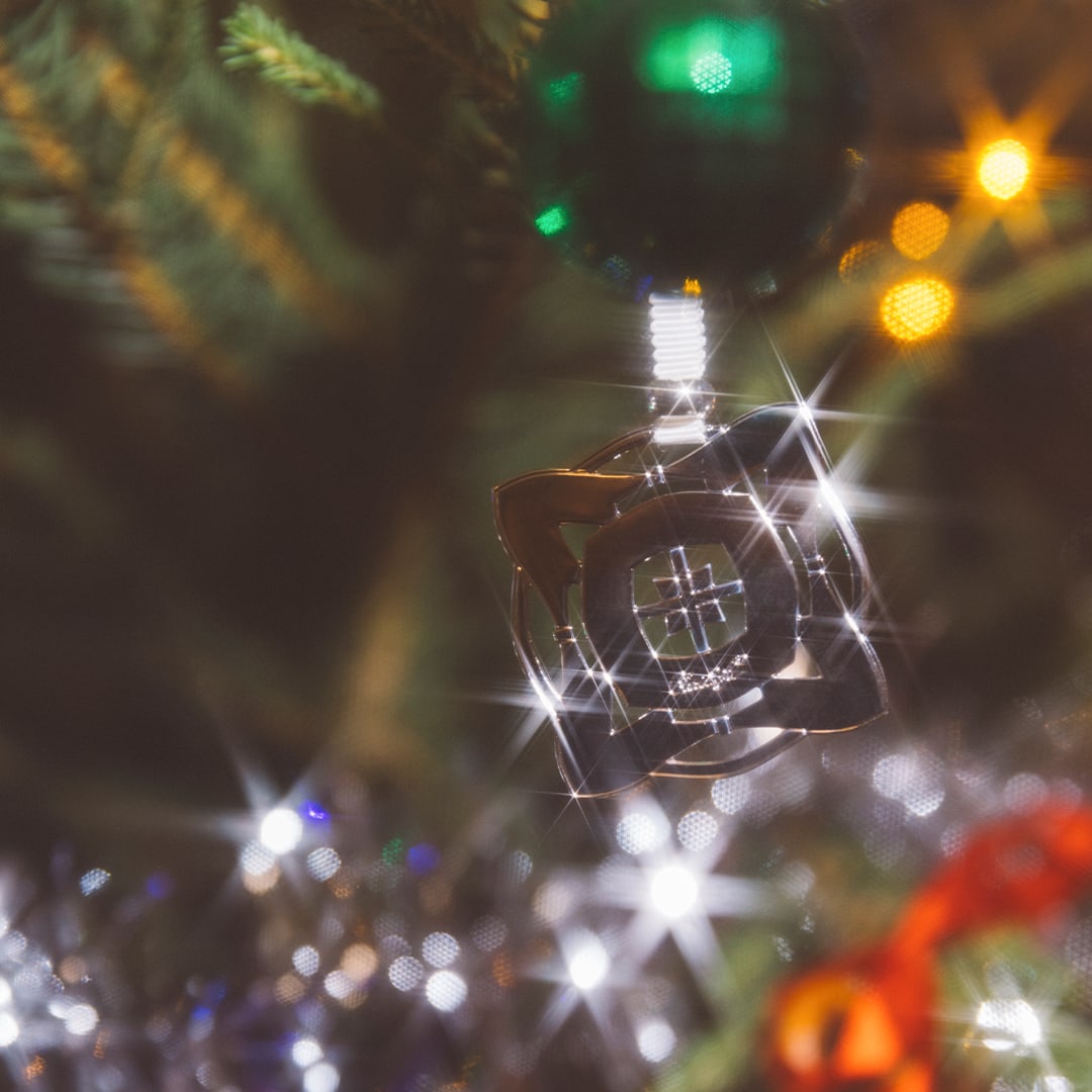 christofle silver-plated celebration ornament 2