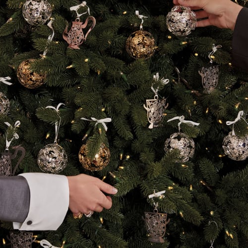 Discover our festive decoration
