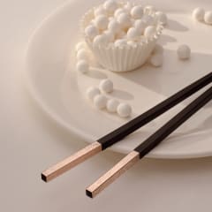 Themes/Asia/Chopsticks/CHRISTOFLE_CHOPSTICKS_2024_RGB_HD_13_ttjv0a