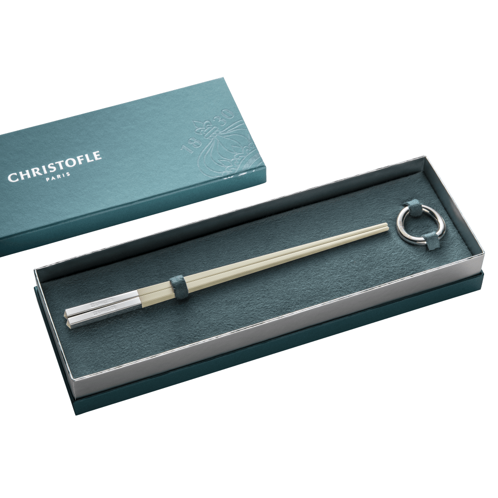 Chinese chopsticks and chopsticks rest - Off White UNI - Christofle