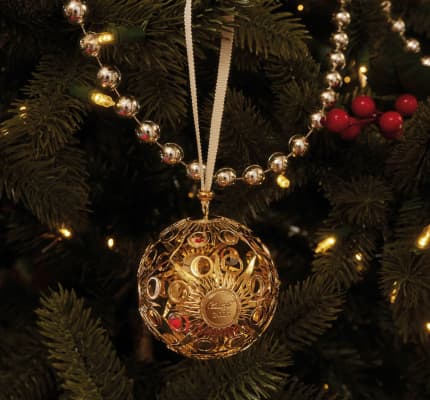 christofle silver-plated christmas ornament 2023 edition - gold 0