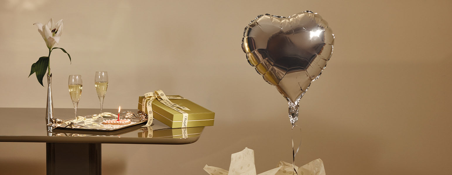 Valentine's Day - gifts for her & for him
