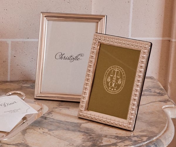 Frames Engraving