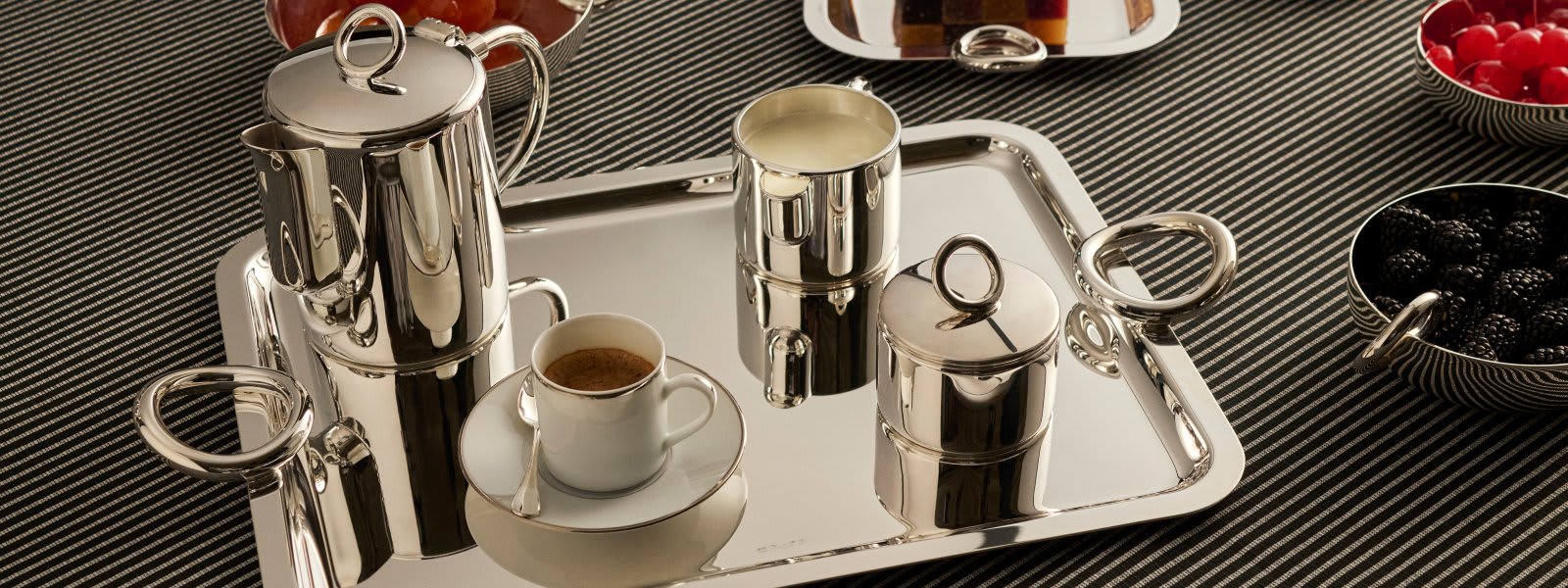 クリストフル公式オンラインブティック】シルバーカトラリー、テーブル