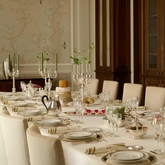 Animations commerciales/2026/MALMAISON - 2026/CHRISTOFLE_MALMAISON_2026_table_setting_B04210081