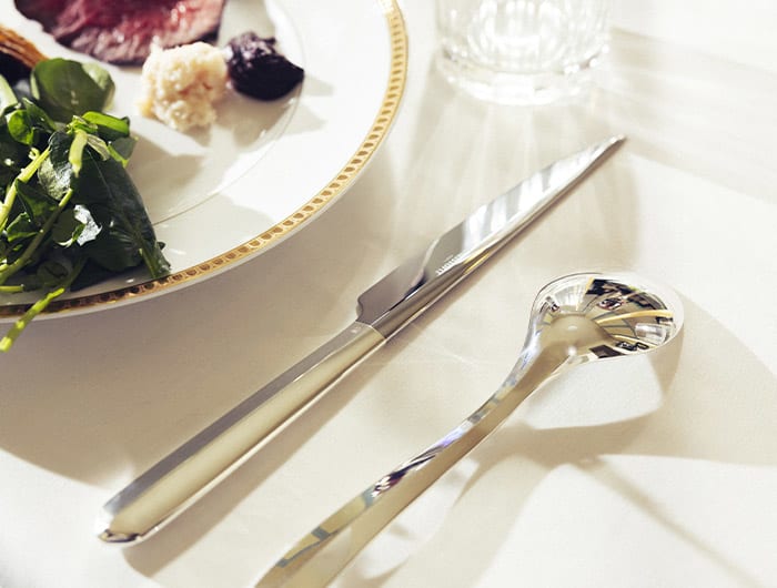 DISCOVER ALL FLATWARE