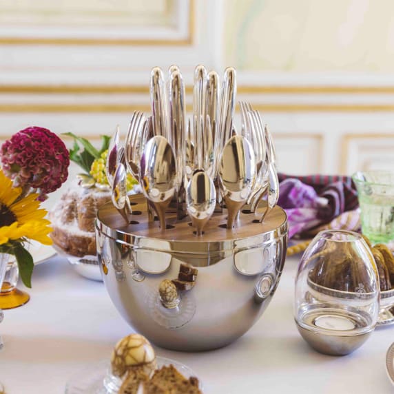 christofle 24-piece silver-plated flatware set with chest 4
