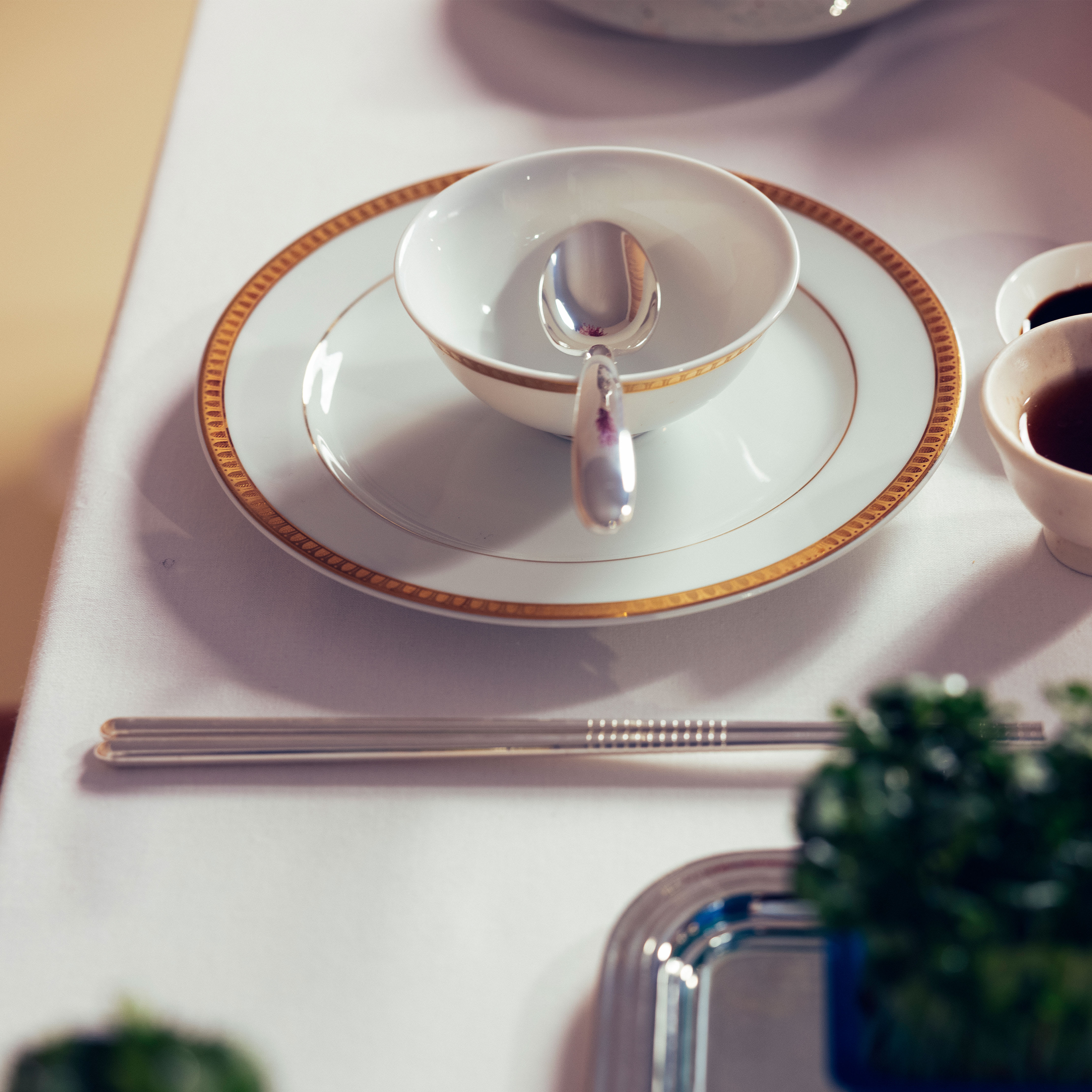 christofle mood asia flatware set 2