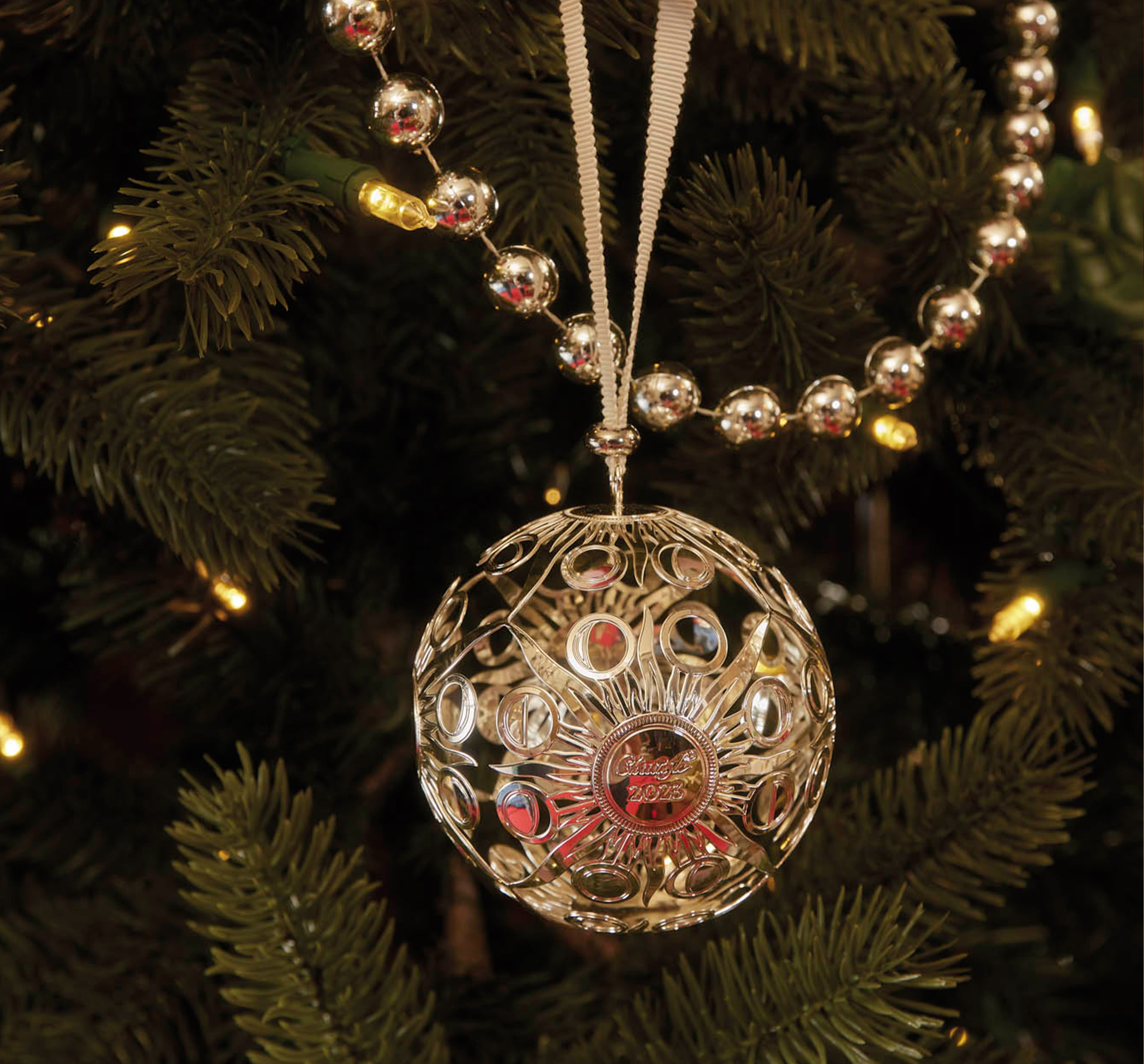 christofle boule de noël millésimée en métal argenté - edition 2023 1