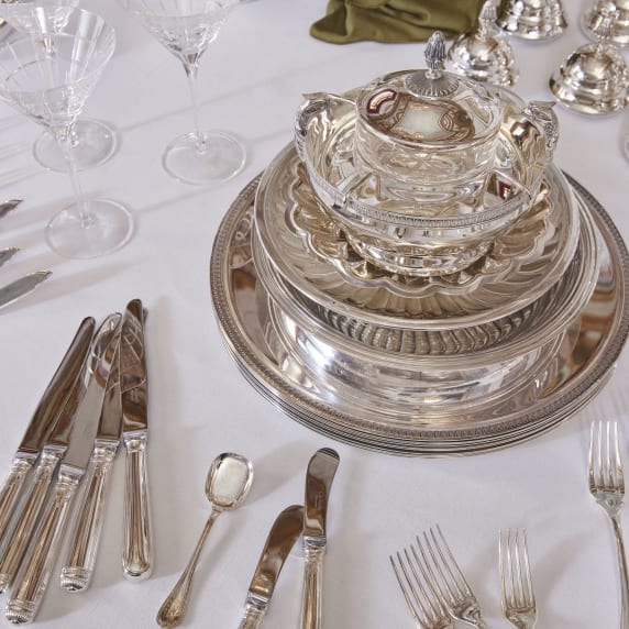 Collections/Malmaison/CHRISTOFLE_HOLIDAY_SEASON_DINNER_2024_RGB_HD_81_by4xet