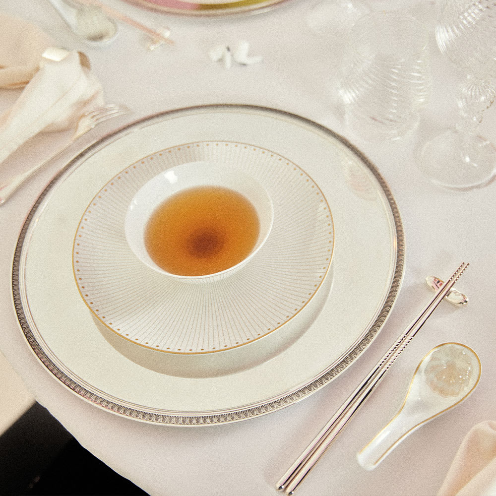 christofle porcelain dessert/luncheon/salad plate gold finish 6